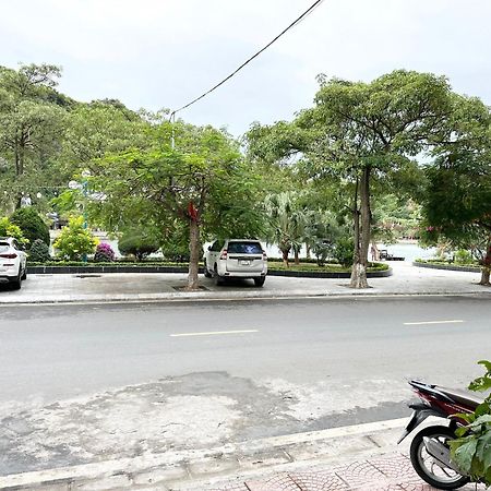 Khach San Vu Duong Hotel Cat Ba Island Exterior photo